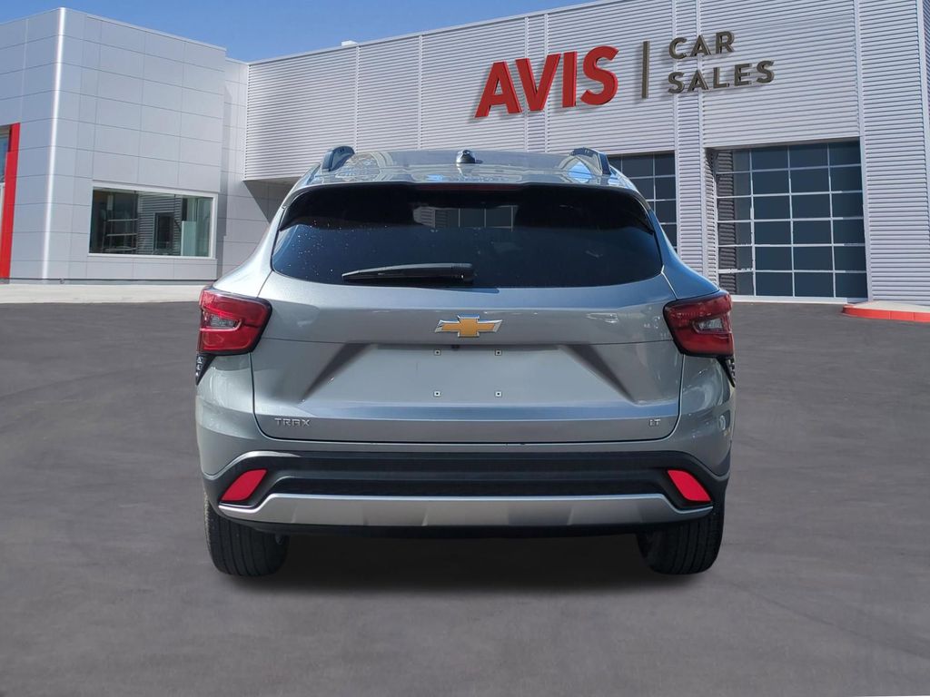 Thumbnail: 2025 Chevrolet Trax - 7