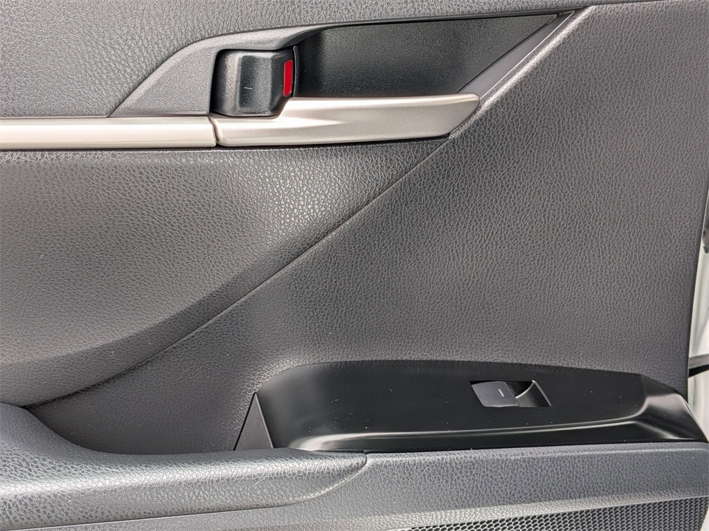 Thumbnail: 2025 Toyota Camry - 26