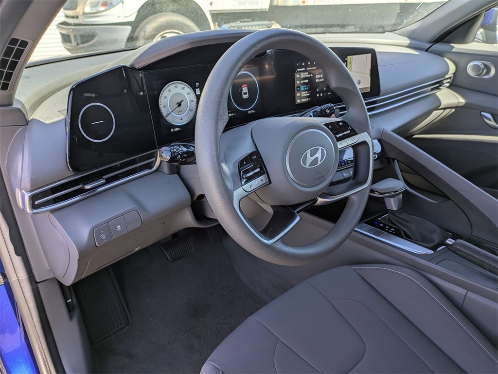 Thumbnail: 2024 Hyundai Elantra - 15