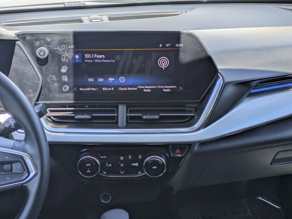 Thumbnail: 2025 Chevrolet Trax - 19