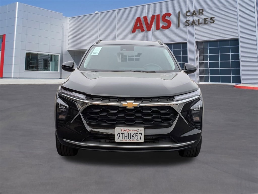 Thumbnail: 2025 Chevrolet Trax - 2