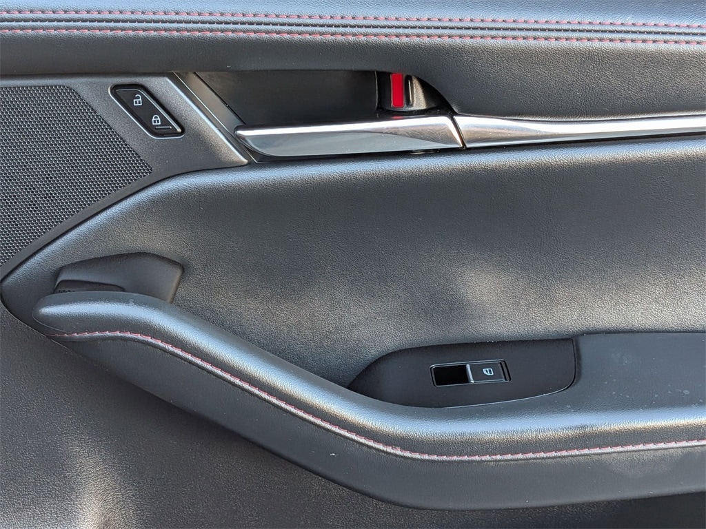 Thumbnail: 2025 Mazda Mazda3 - 27