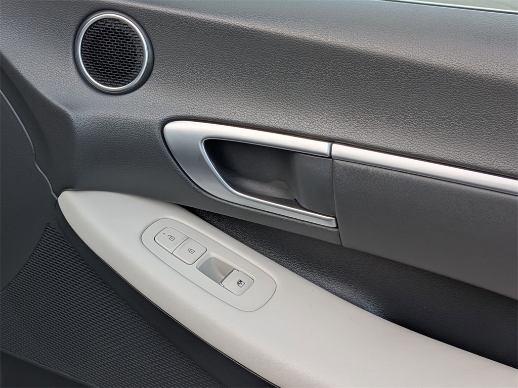 Thumbnail: 2025 Hyundai Sonata - 33