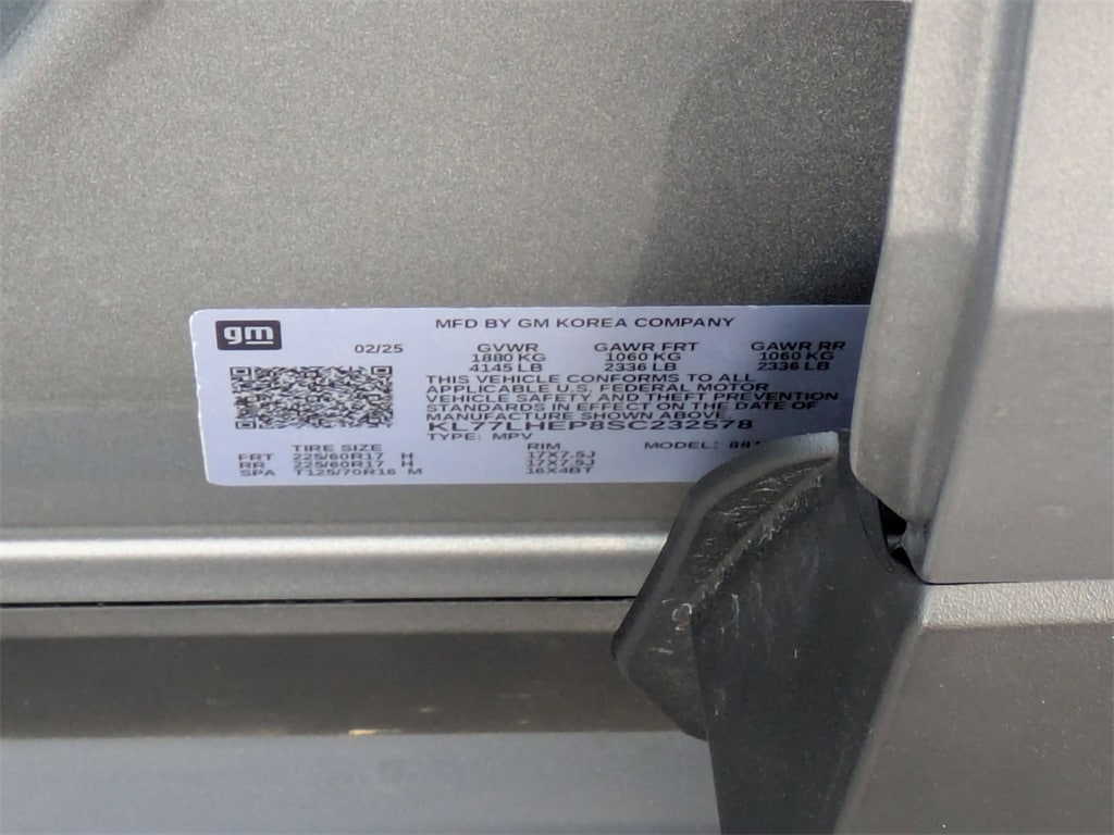 Thumbnail: 2025 Chevrolet Trax - 36