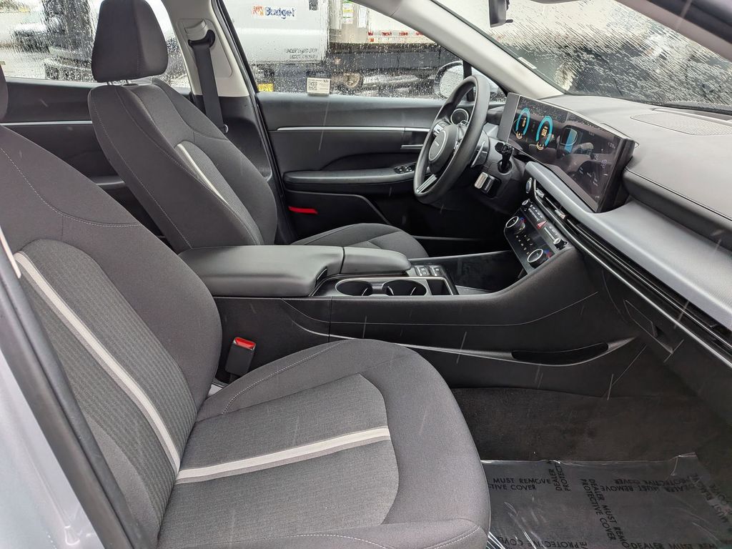 Thumbnail: 2025 Hyundai Sonata - 31