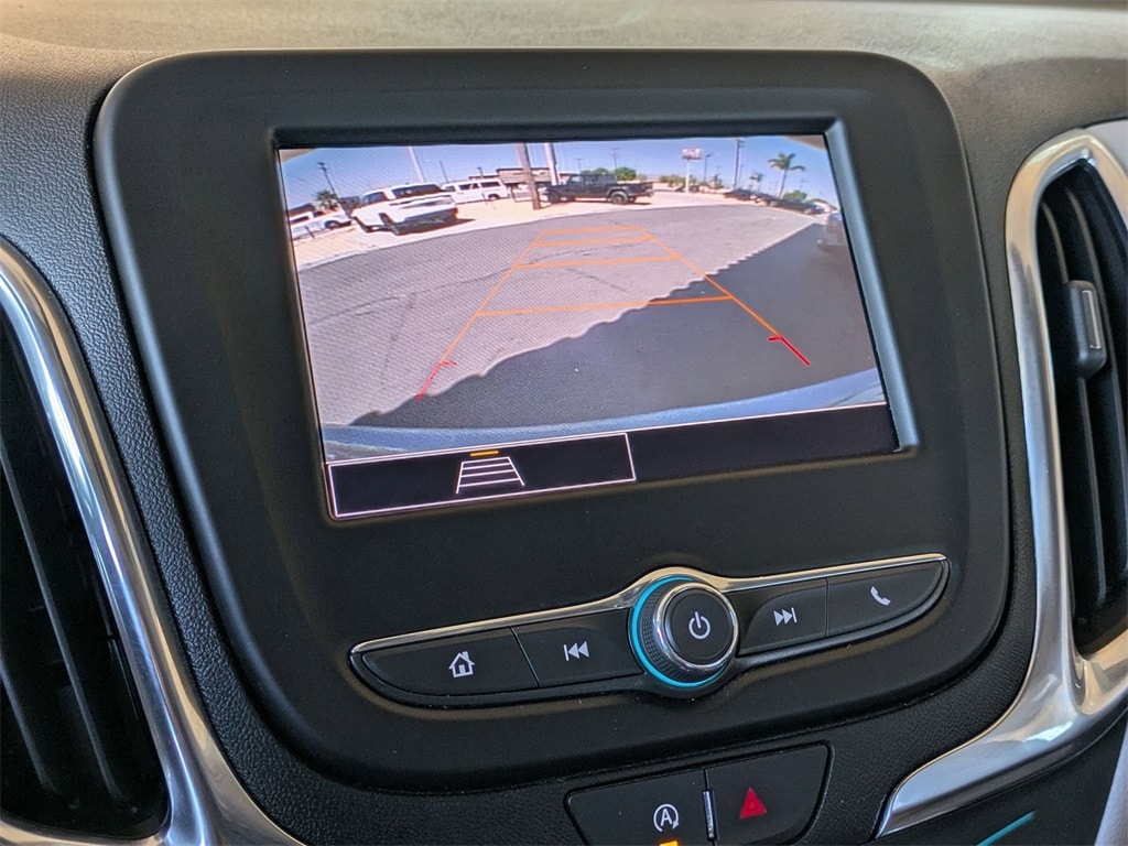 Thumbnail: 2024 Chevrolet Equinox - 18