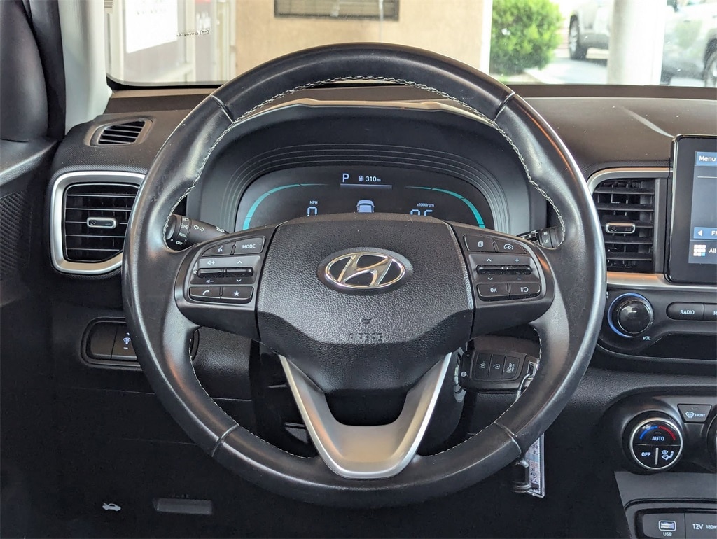 Thumbnail: 2023 Hyundai Venue - 22