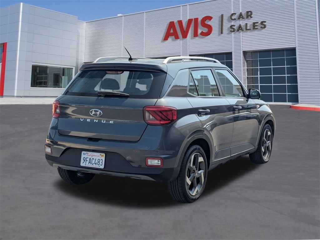 Thumbnail: 2023 Hyundai Venue - 6