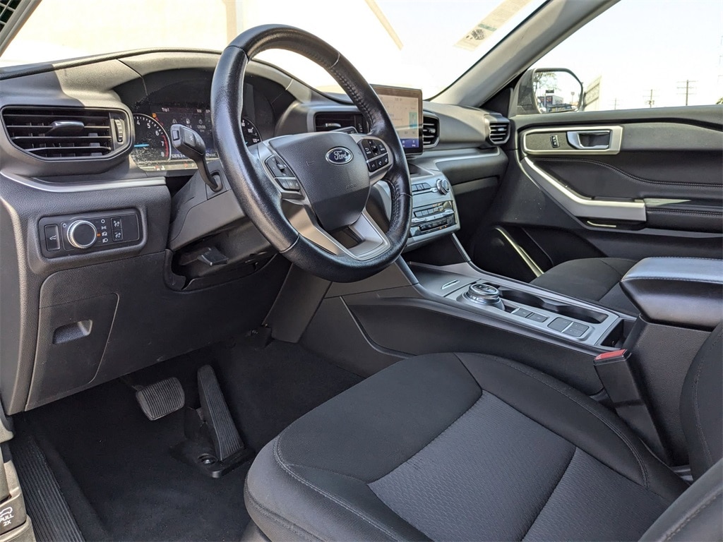 2022 Ford Explorer XLT 14