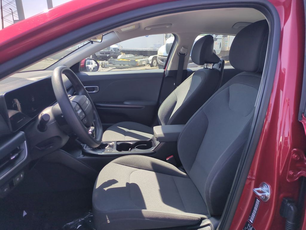 Thumbnail: 2025 Kia K4 - 23