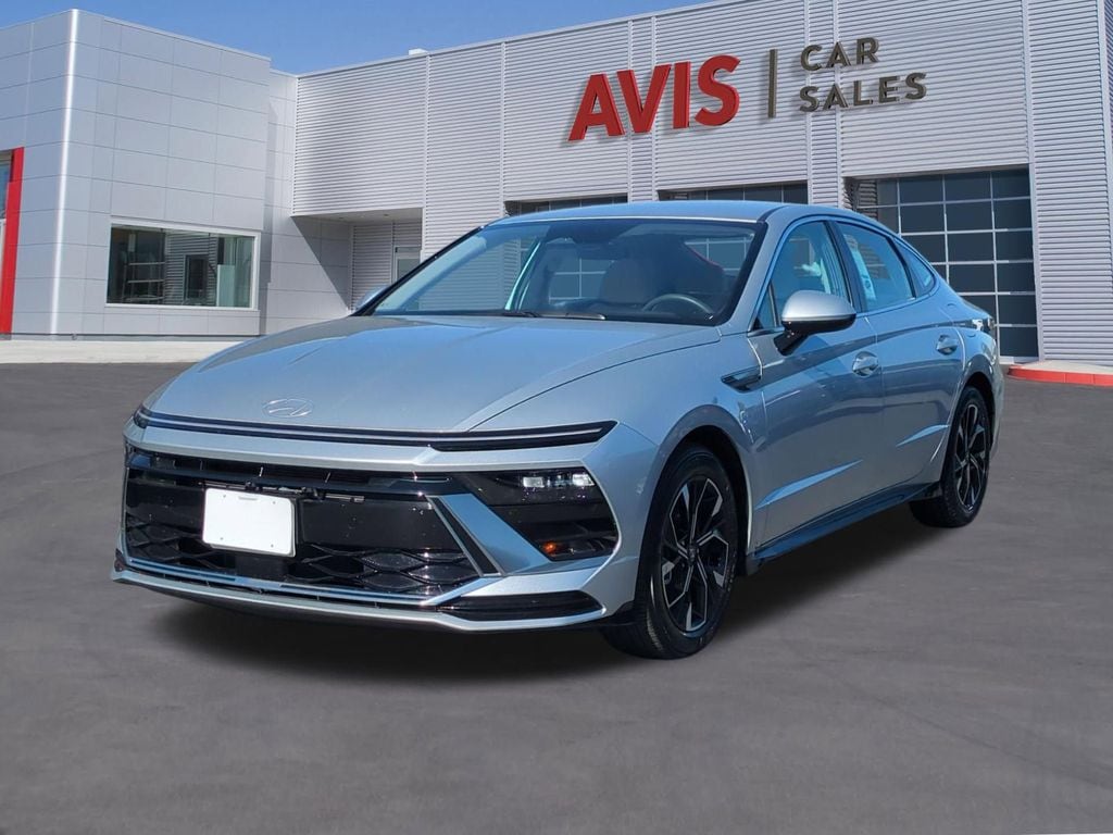 2025 Hyundai Sonata SEL's photo