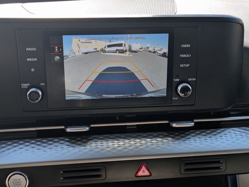 Thumbnail: 2024 Kia Carnival - 18