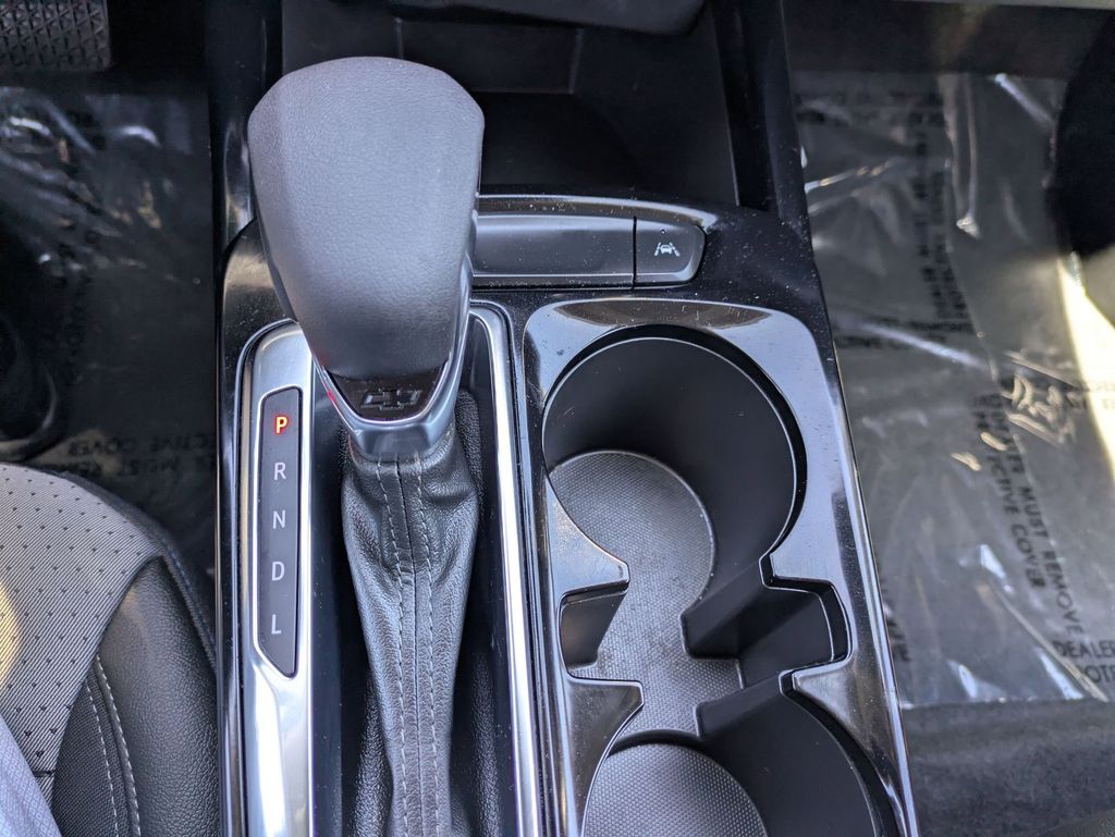 Thumbnail: 2025 Chevrolet Trax - 24