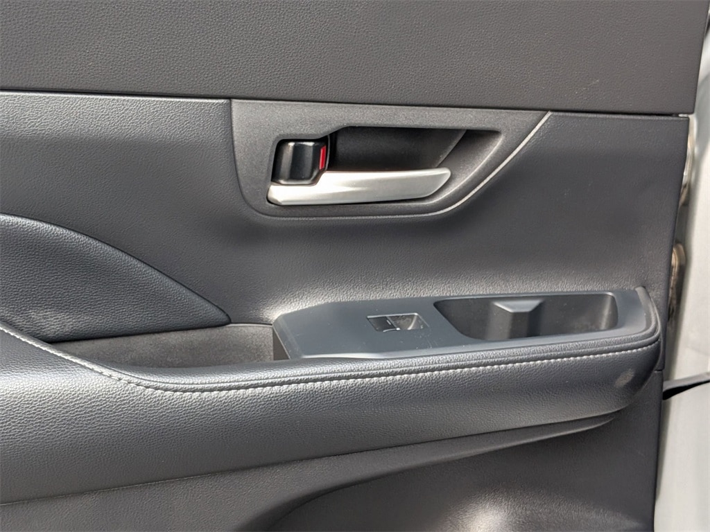 Thumbnail: 2025 Toyota Grand Highlander - 25