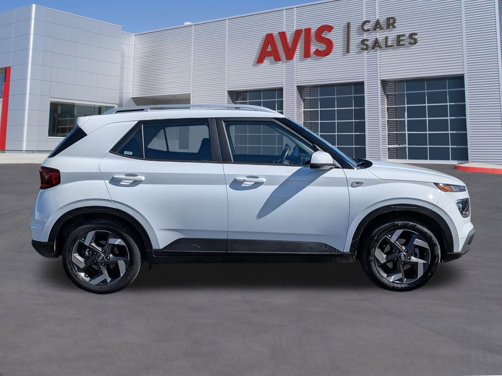 Thumbnail: 2025 Hyundai Venue - 5