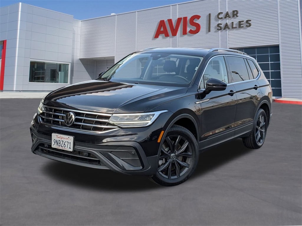 Thumbnail: 2024 Volkswagen Tiguan - 1