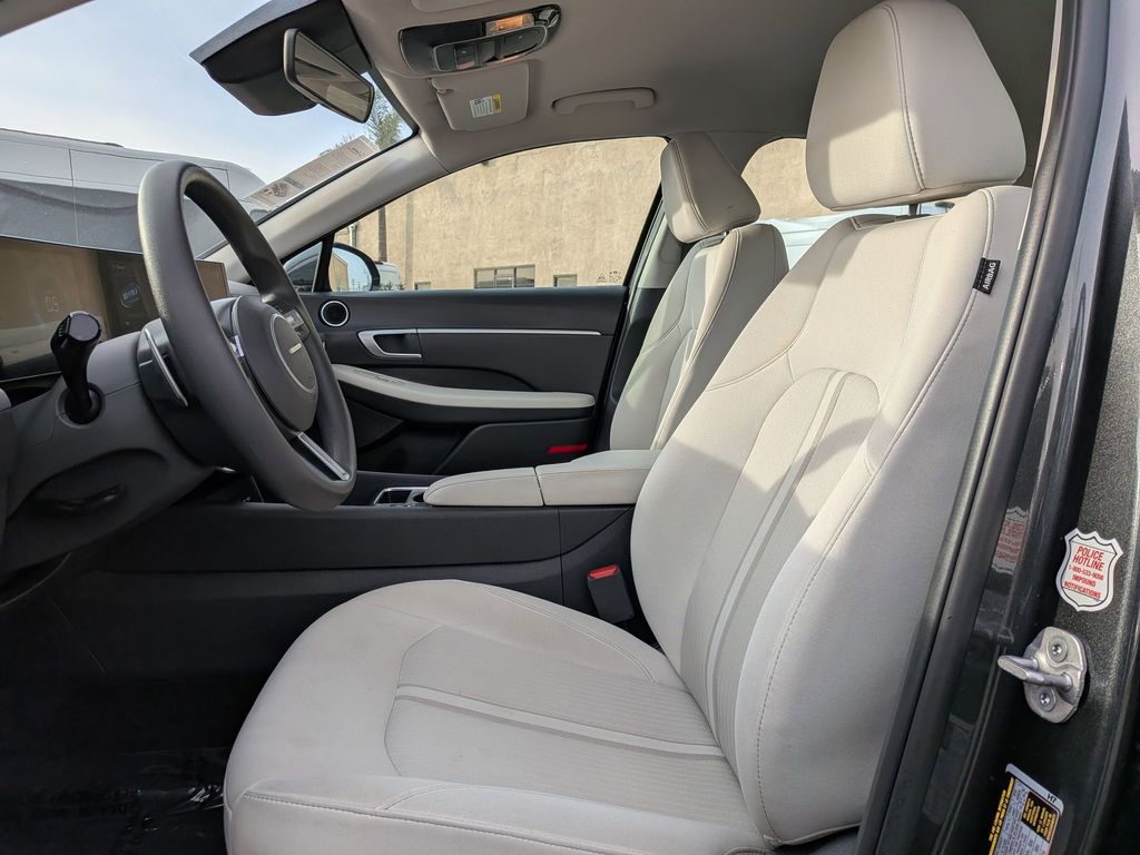 Thumbnail: 2025 Hyundai Sonata - 14