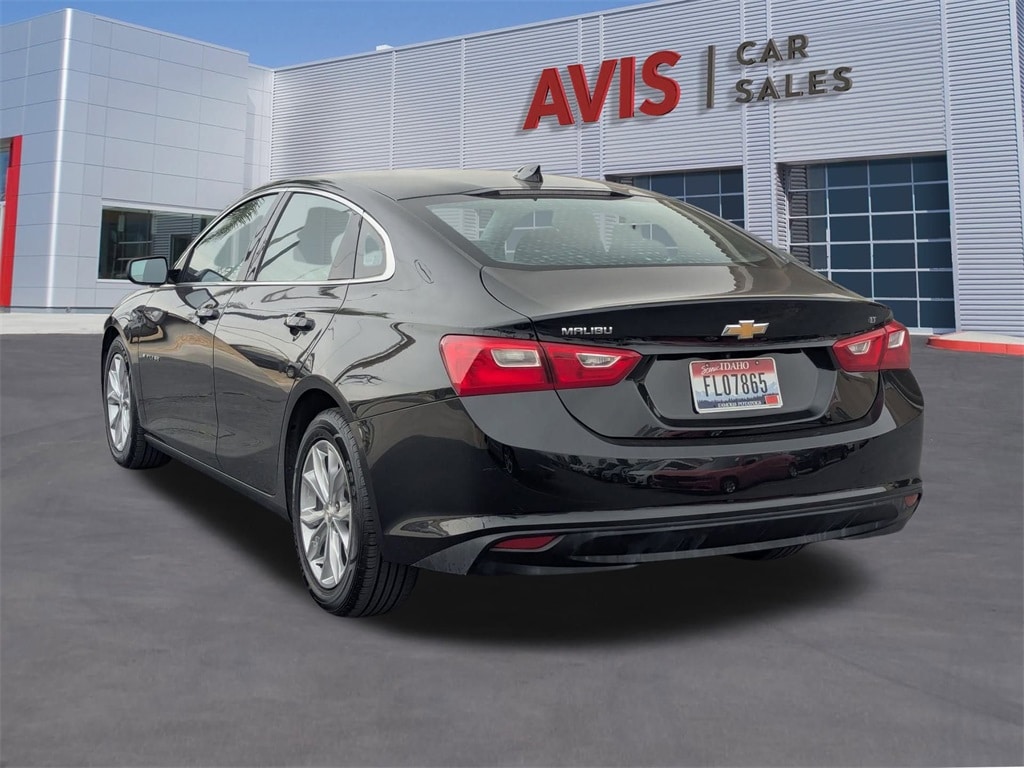 Thumbnail: 2023 Chevrolet Malibu - 9
