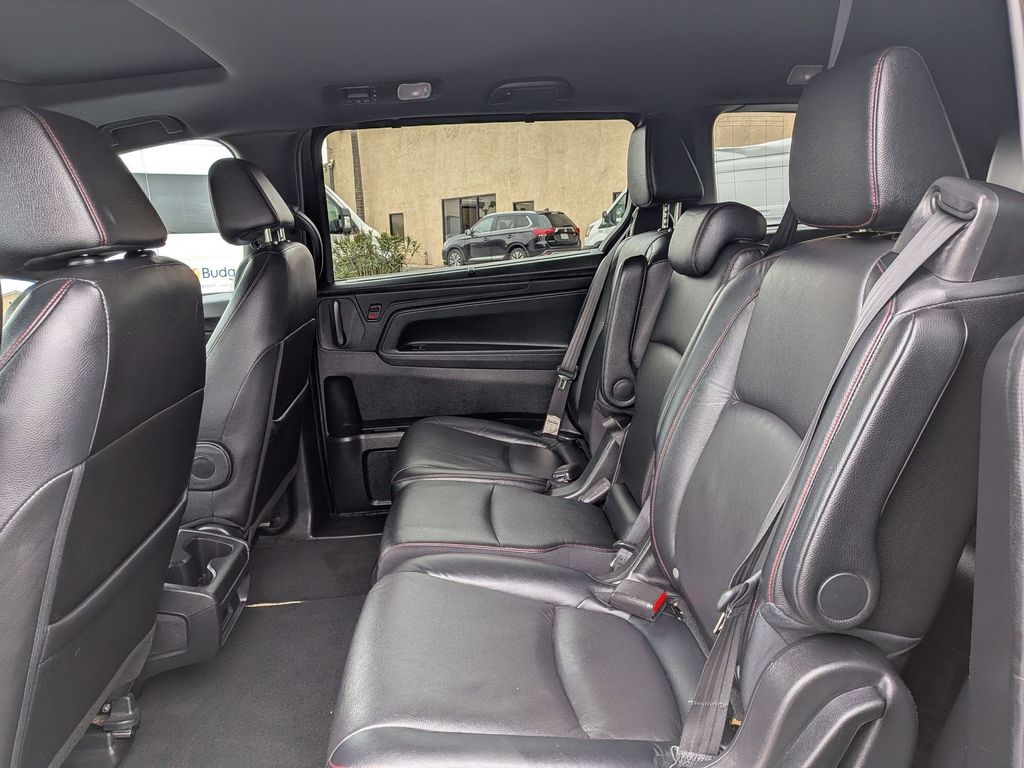 Thumbnail: 2024 Honda Odyssey - 25