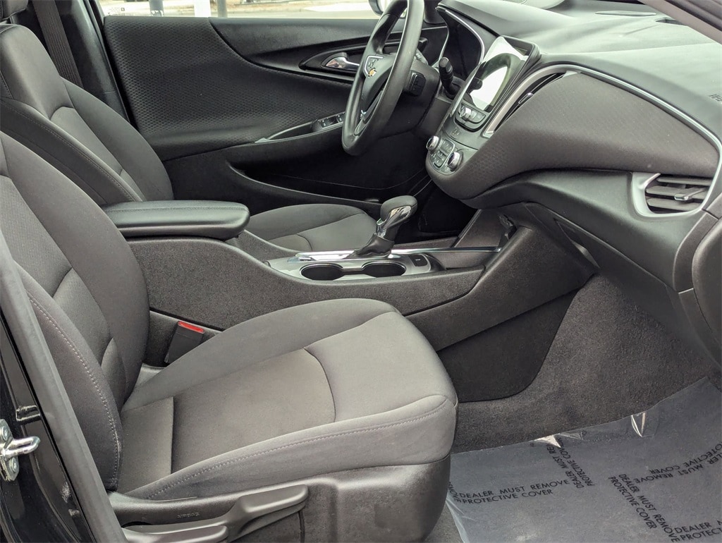 2023 Chevrolet Malibu LT 31