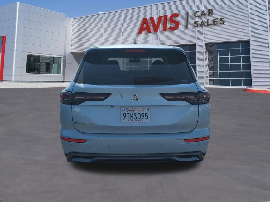 Thumbnail: 2025 Mitsubishi Outlander - 7