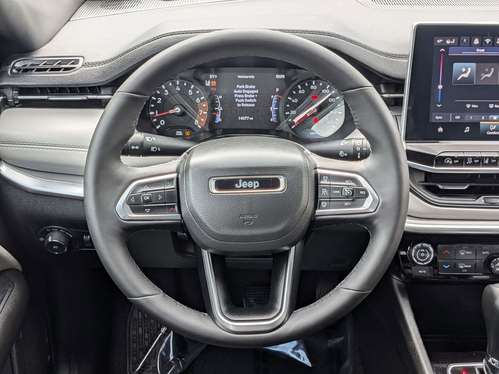 Thumbnail: 2025 Jeep Compass - 22
