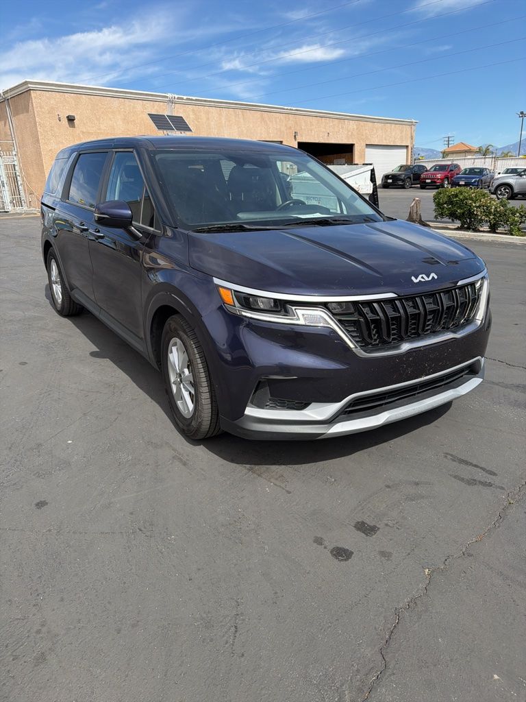 Thumbnail: 2024 Kia Carnival - 4