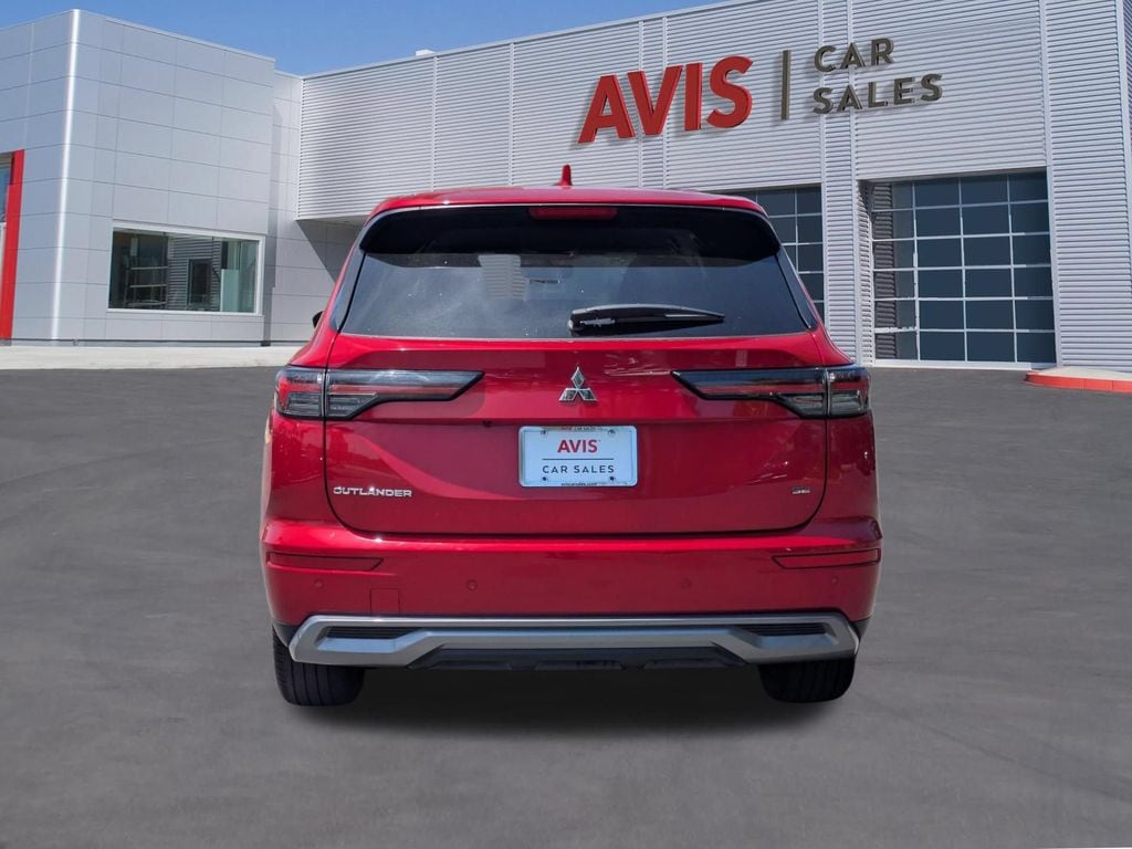 Thumbnail: 2025 Mitsubishi Outlander - 7