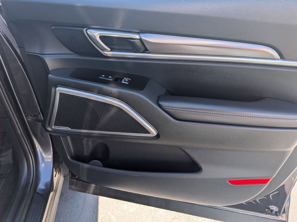 Thumbnail: 2025 Kia Telluride - 28