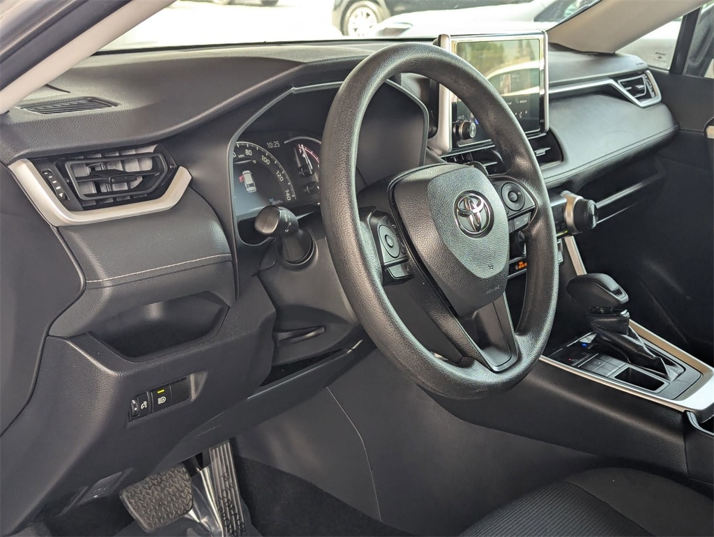 Thumbnail: 2024 Toyota RAV4 - 12