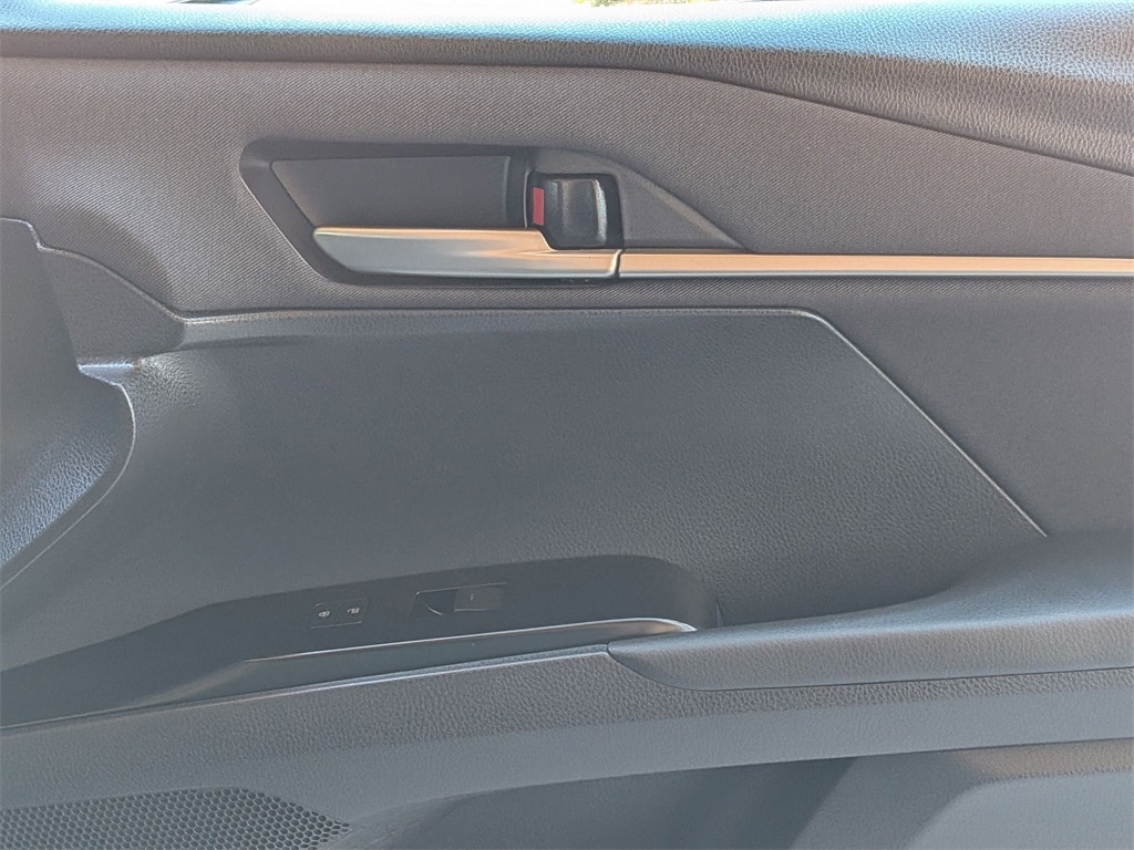 Thumbnail: 2025 Toyota Camry - 35