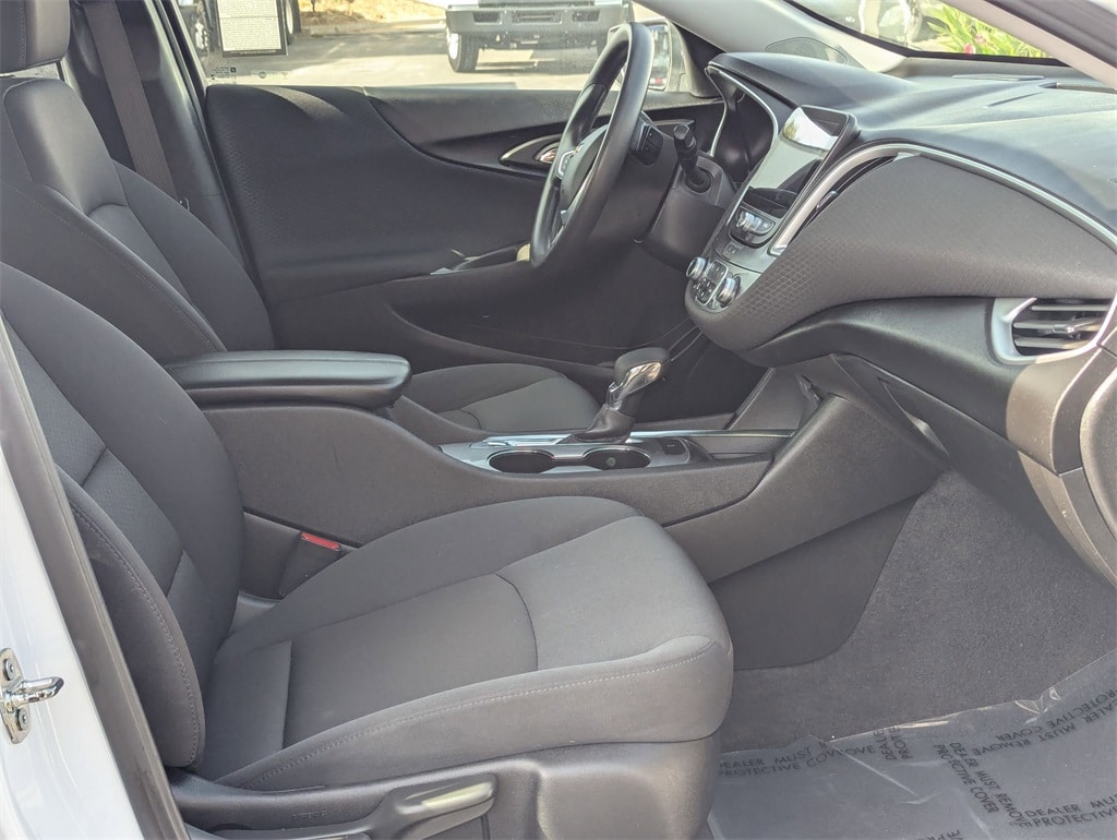 2023 Chevrolet Malibu LT 27