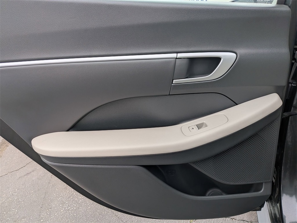 Thumbnail: 2025 Hyundai Sonata - 24