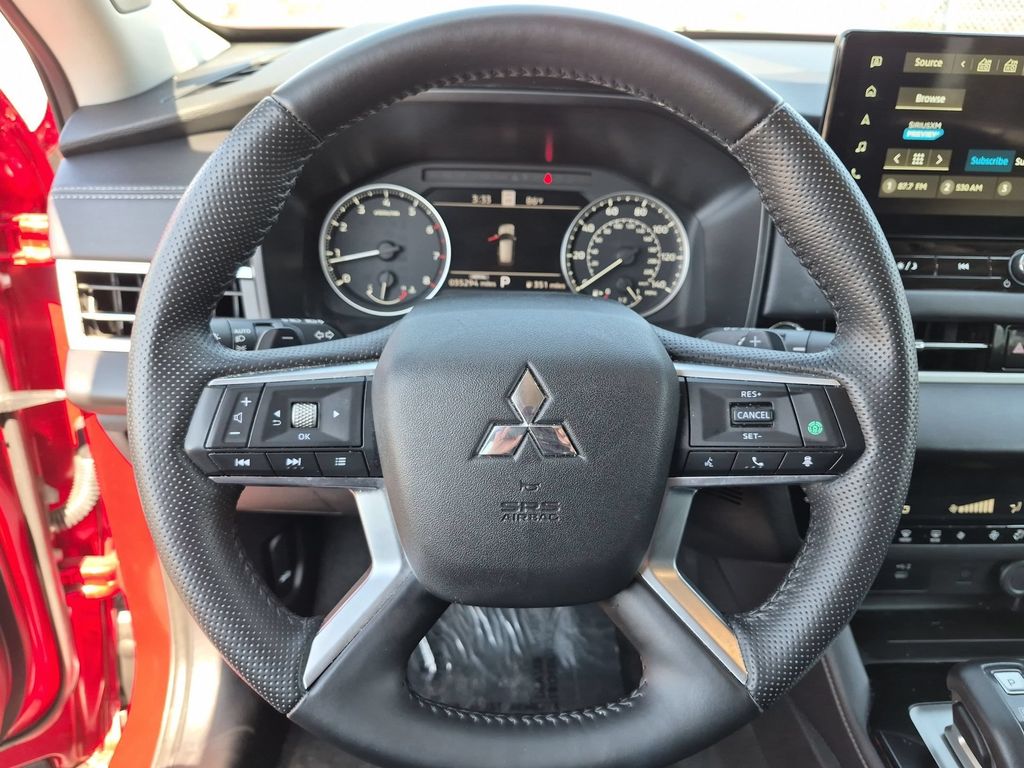 Thumbnail: 2025 Mitsubishi Outlander - 23