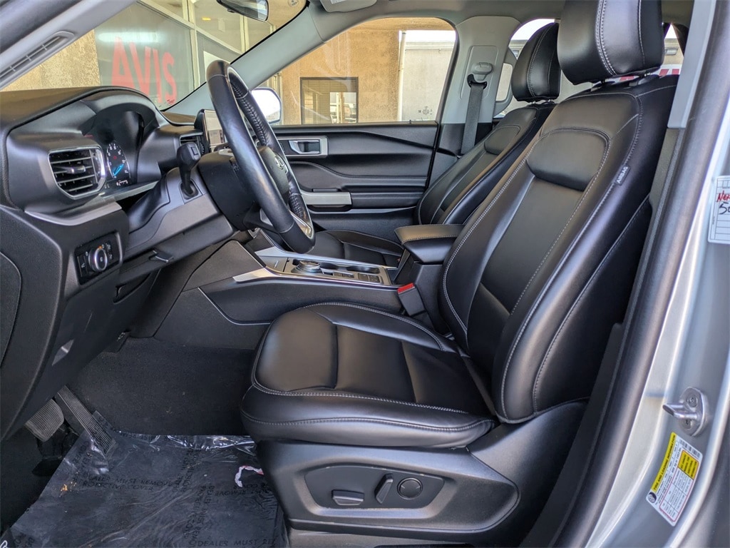 Thumbnail: 2023 Ford Explorer - 25