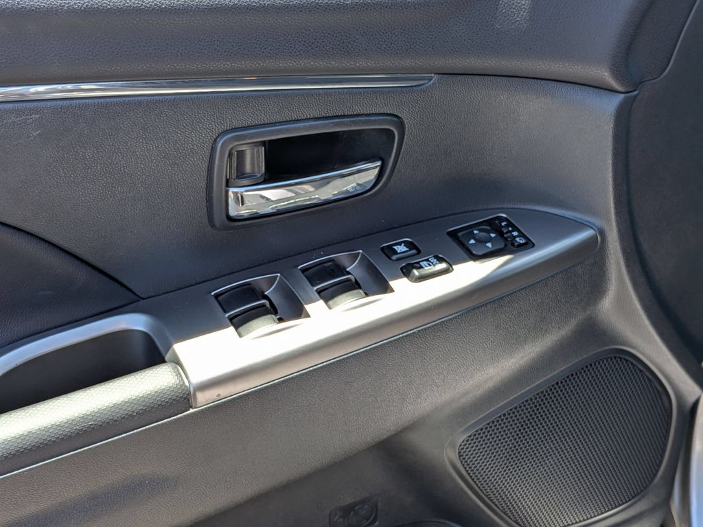 Thumbnail: 2025 Mitsubishi Outlander Sport - 13