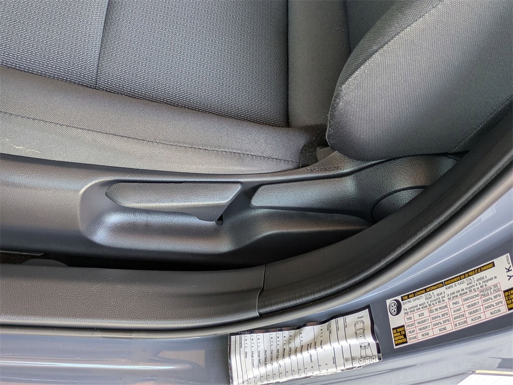 Thumbnail: 2025 Toyota Prius - 14