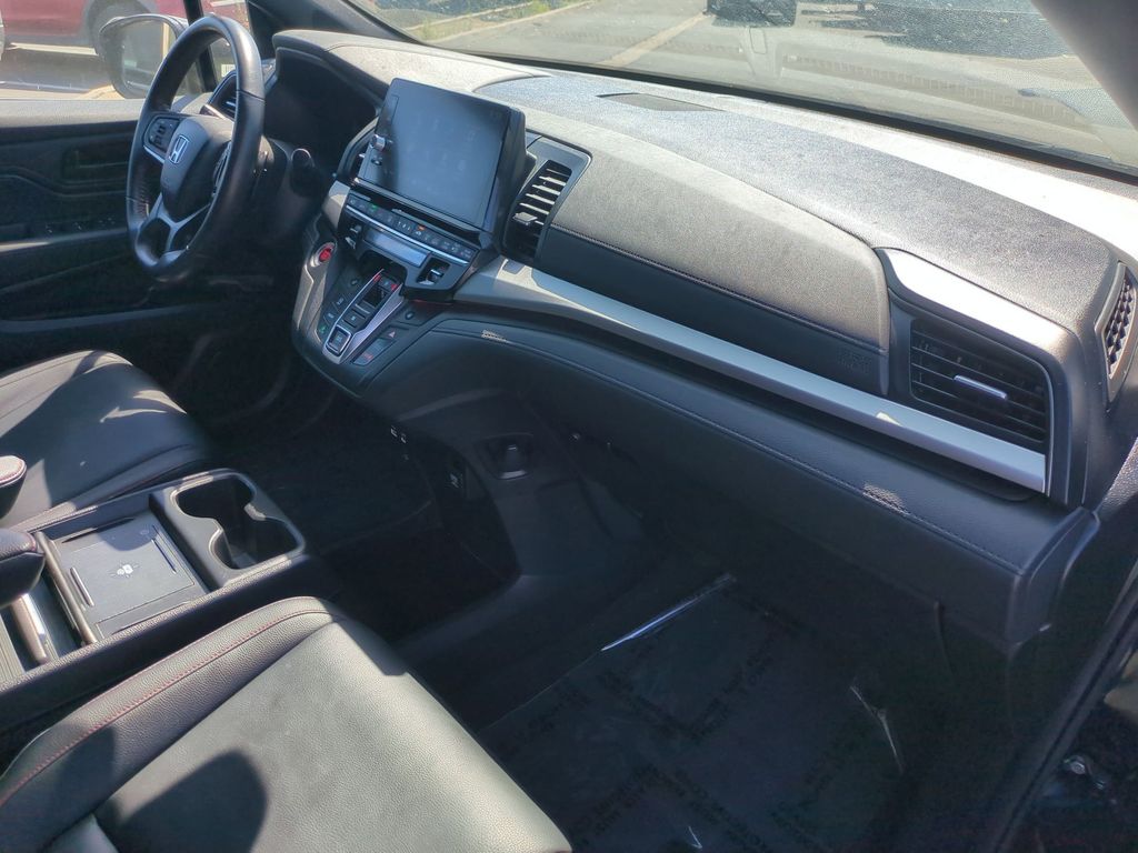 Thumbnail: 2025 Honda Odyssey - 29