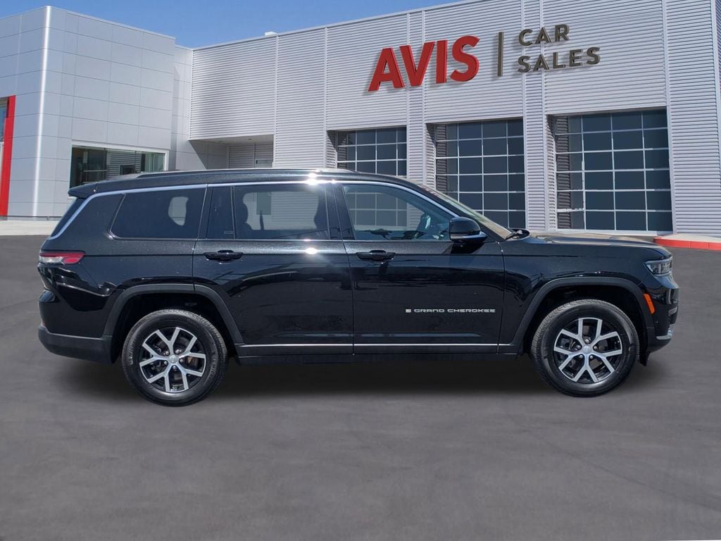 Thumbnail: 2024 Jeep Grand Cherokee L - 2