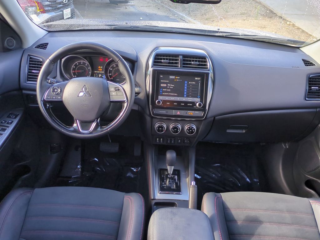Thumbnail: 2025 Mitsubishi Outlander Sport - 25