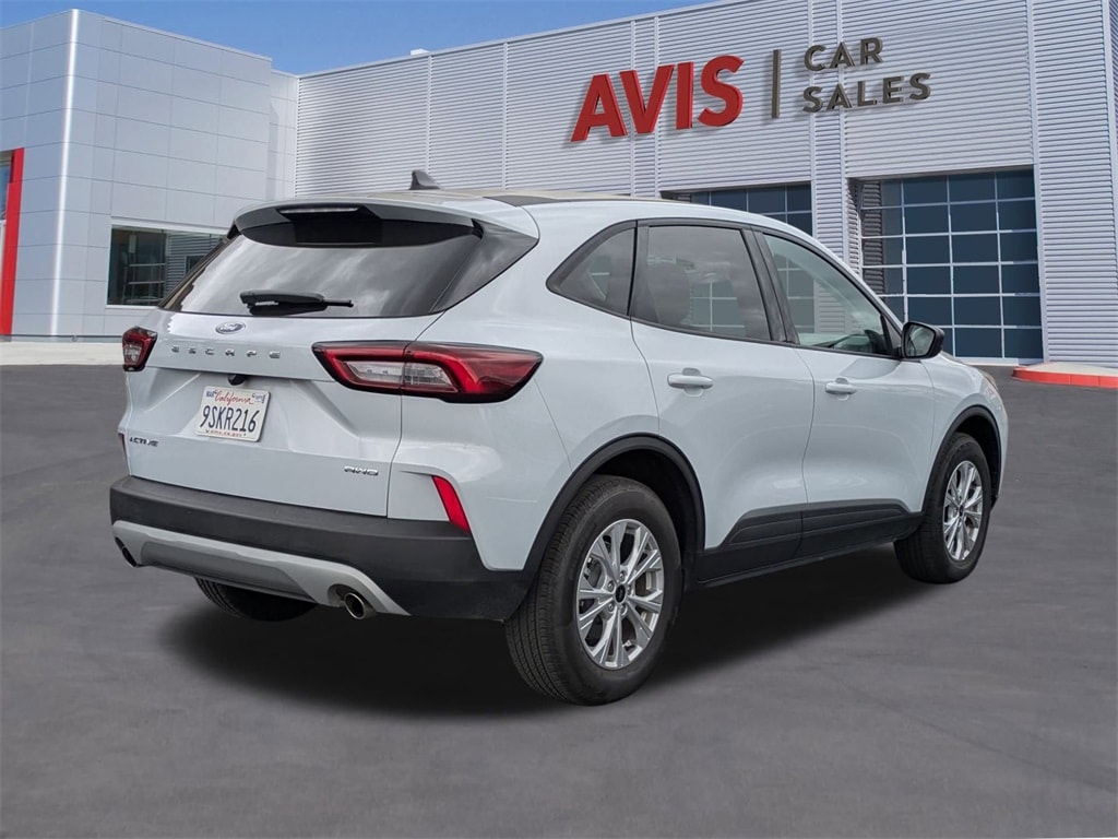 Thumbnail: 2025 Ford Escape - 6