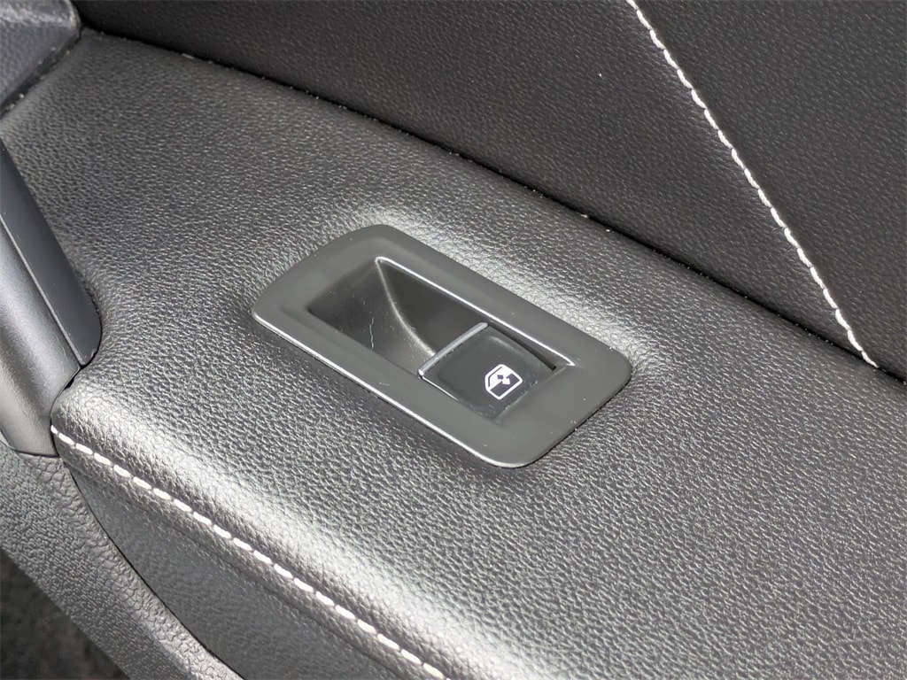 Thumbnail: 2024 Volkswagen Tiguan - 36