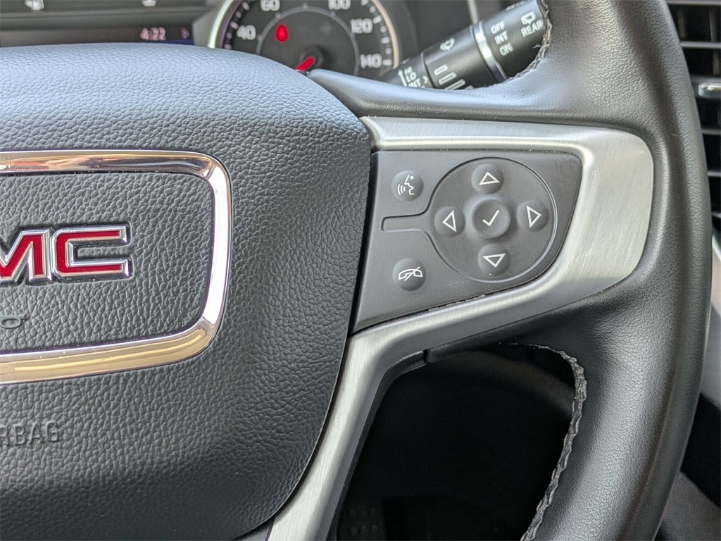 Thumbnail: 2023 GMC Acadia - 21