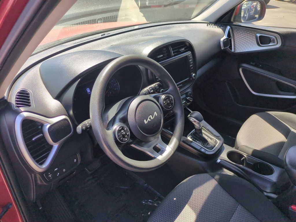 Thumbnail: 2022 Kia Soul - 15