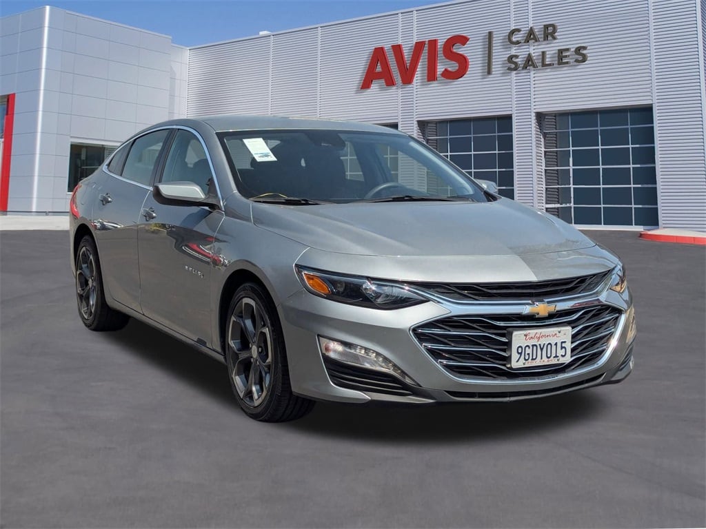 Thumbnail: 2023 Chevrolet Malibu - 3