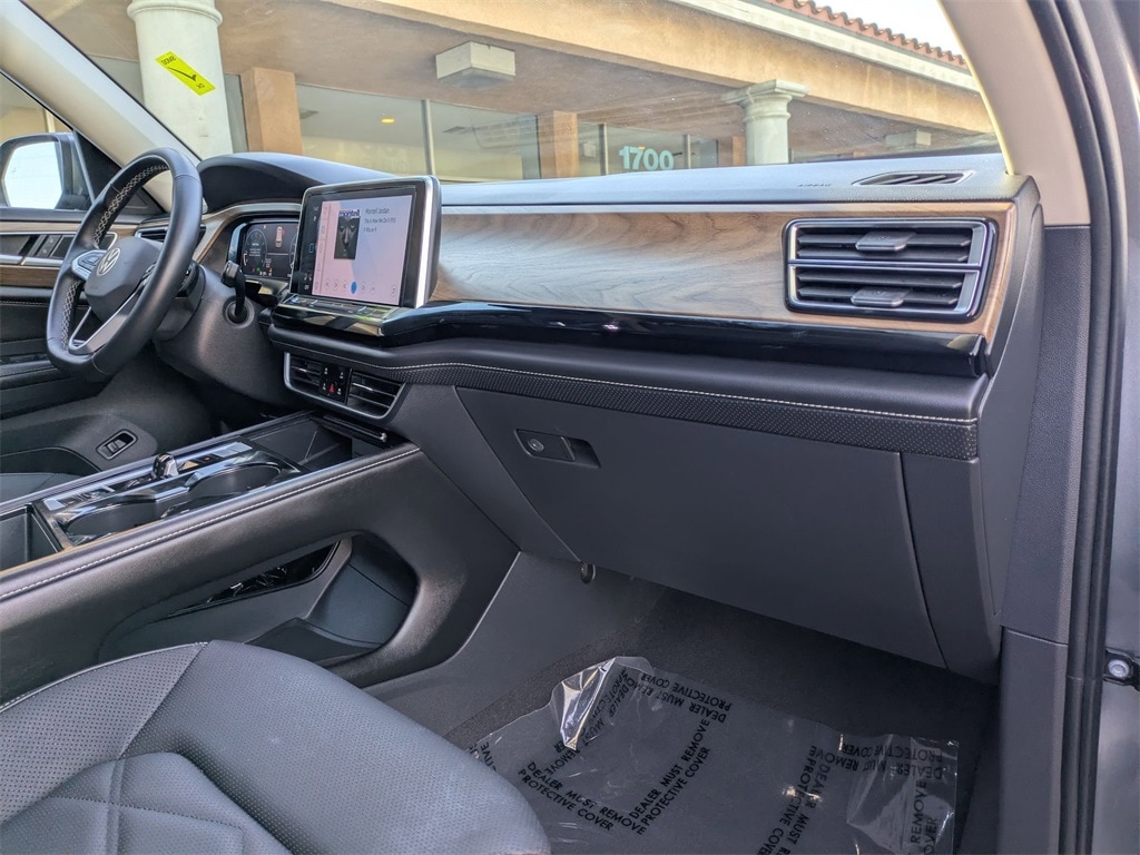 Thumbnail: 2024 Volkswagen Atlas - 33