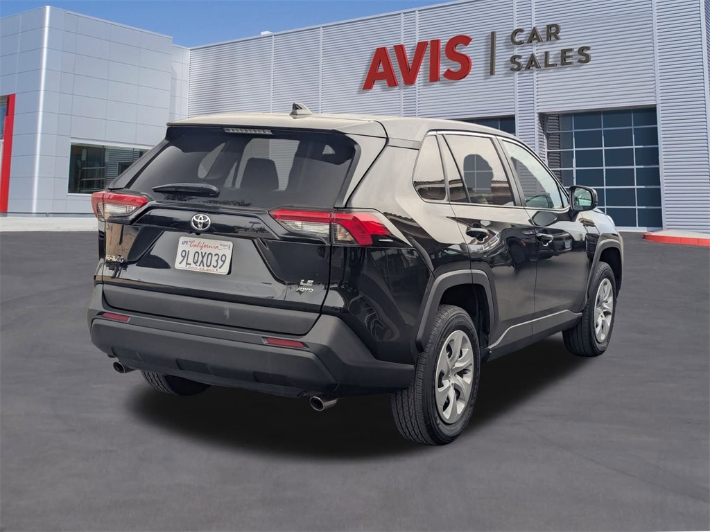 Thumbnail: 2024 Toyota RAV4 - 6