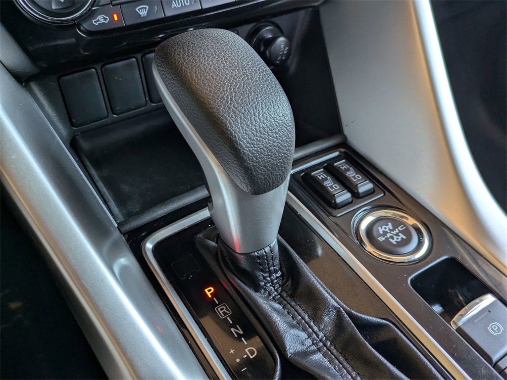 Thumbnail: 2024 Mitsubishi Eclipse Cross - 21