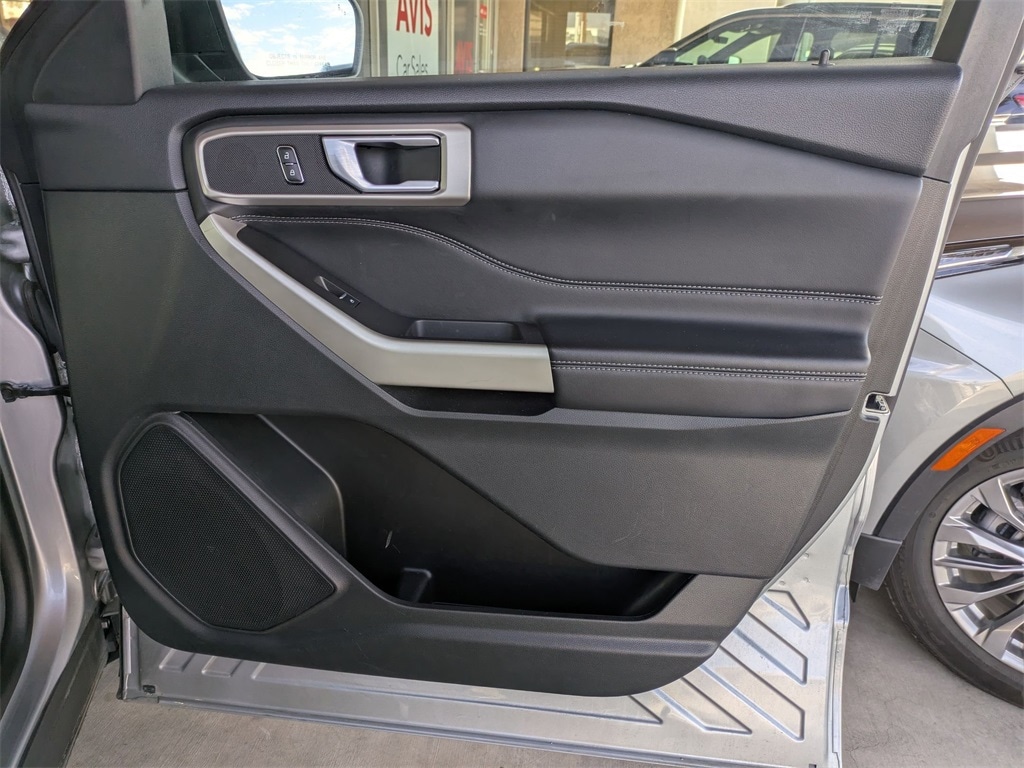 Thumbnail: 2023 Ford Explorer - 34