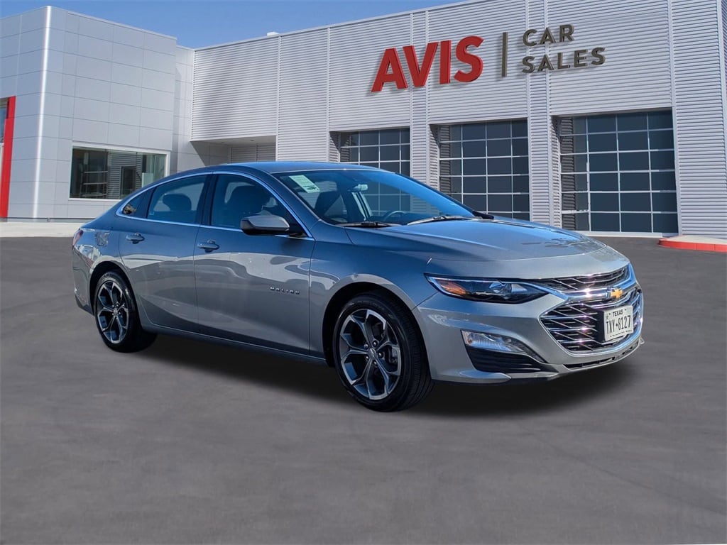 Thumbnail: 2024 Chevrolet Malibu - 3